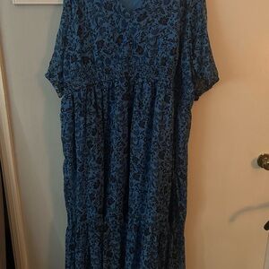 Old Navy Blue and Black Floral Maxi Dress